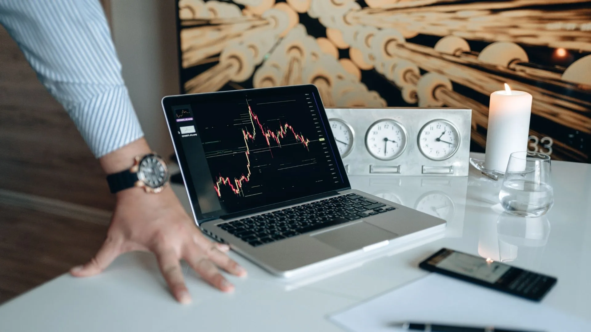 Lire la suite à propos de l’article ETF : mécanismes et méthode de réplication en 2025.
