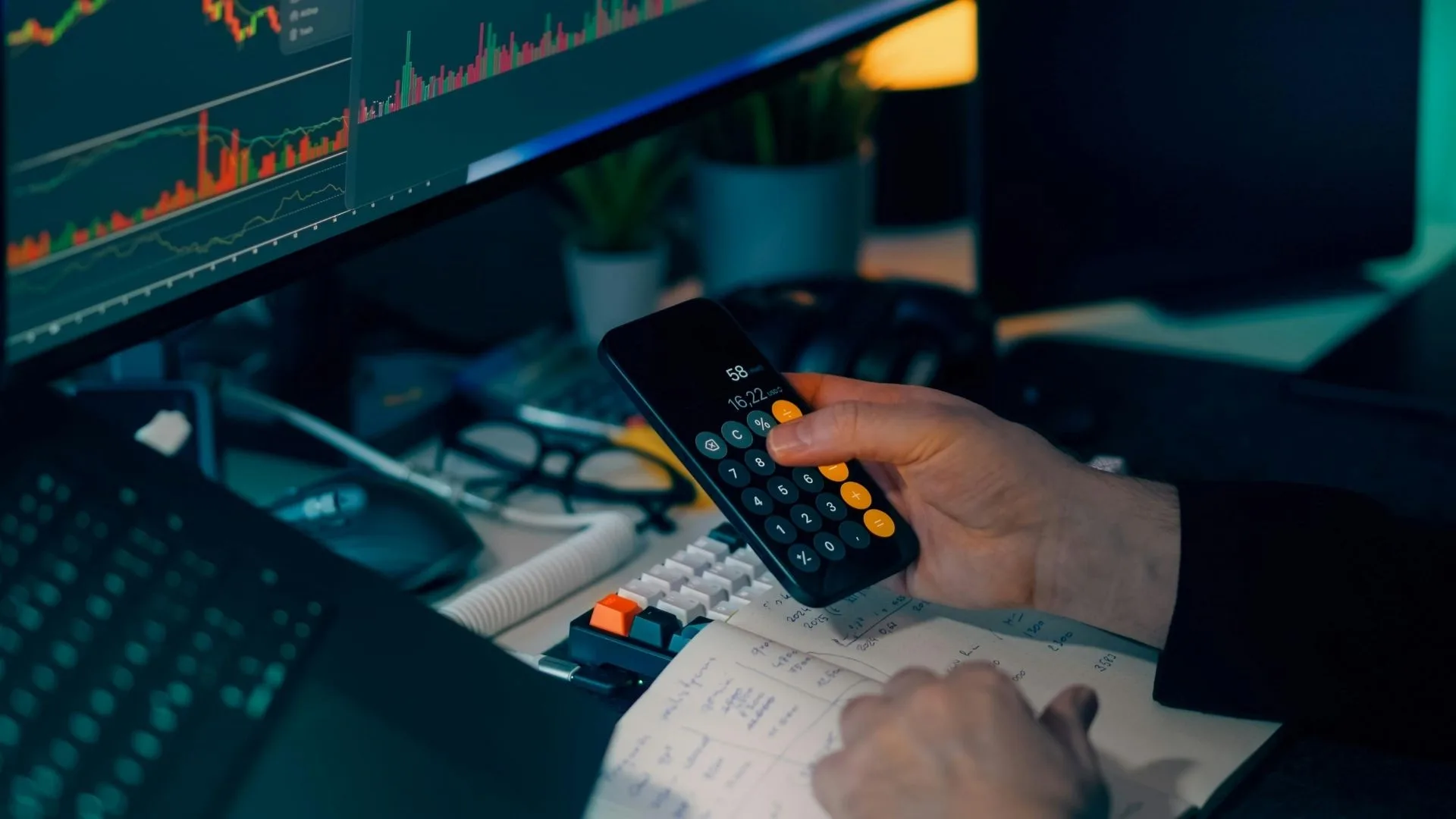 Lire la suite à propos de l’article Hedge fund : définition, stratégies, frais, fcontionnement et cadre.