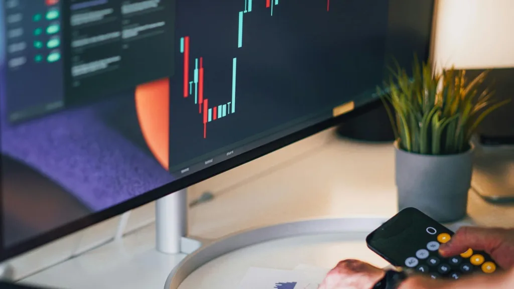 Investissement ETF : avantages, risques et choix en 2025.