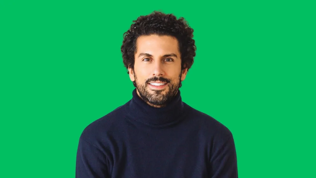 Jonathan Anguelov : formation, investissements en 2026