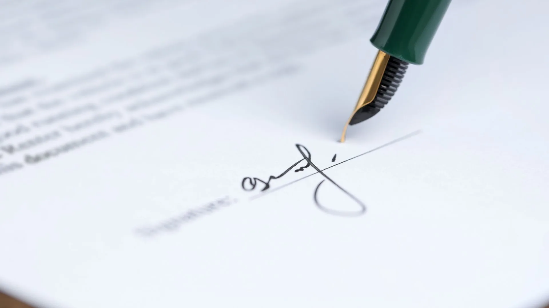 Lire la suite à propos de l’article Succession donation : optimisation, outils, fiscalité, règles et conditions.