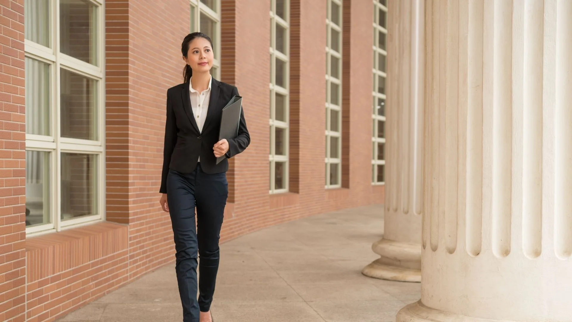 Lire la suite à propos de l’article Défiscalisation profession libérale : solutions, épargne retraite, salariale, mise en place.