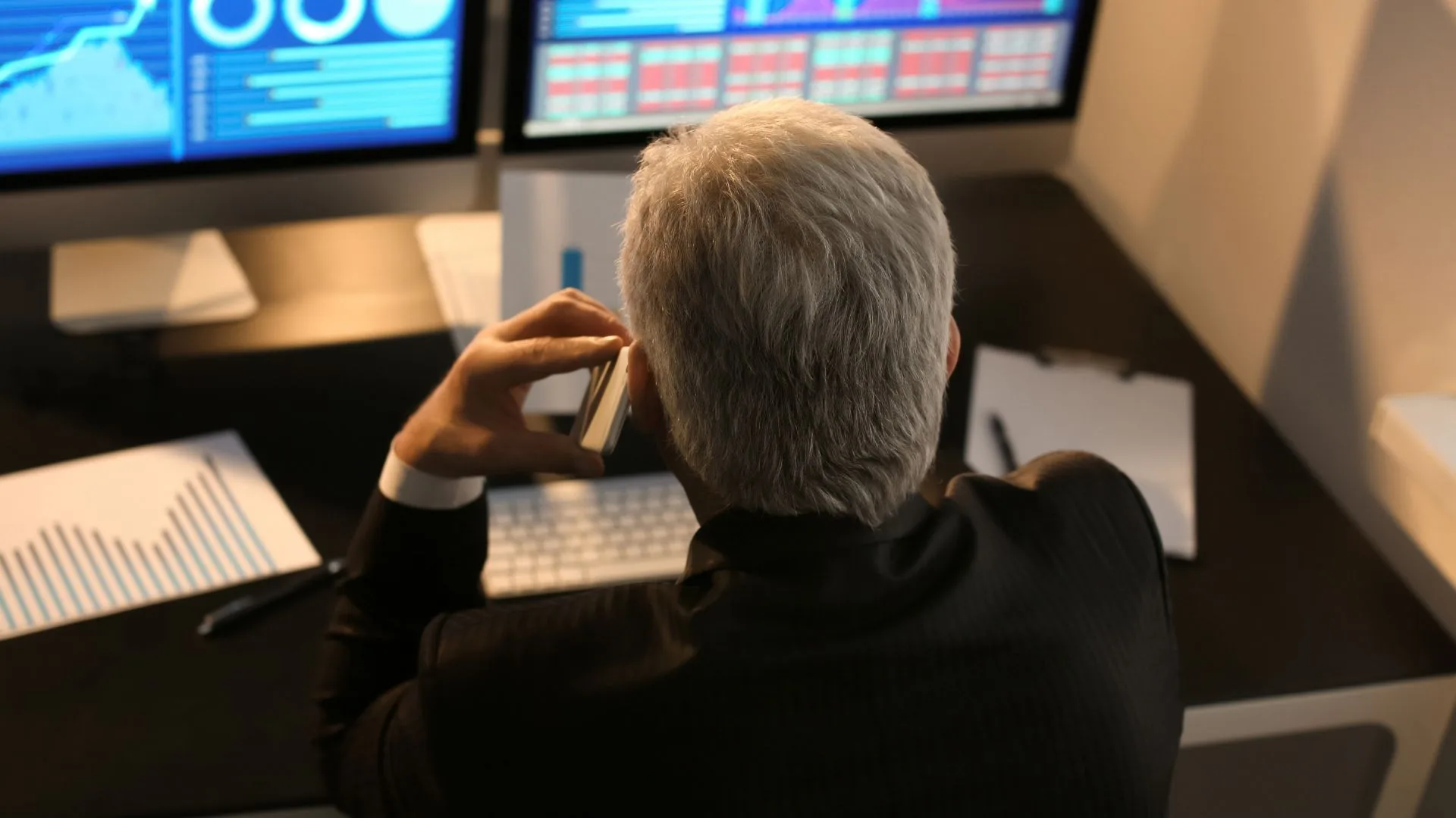 Lire la suite à propos de l’article Gestion sous mandat PEA : fonctionnement, frais et fiscalité
